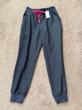 FIGS Heather Denim BNWT Zamora scrub pants